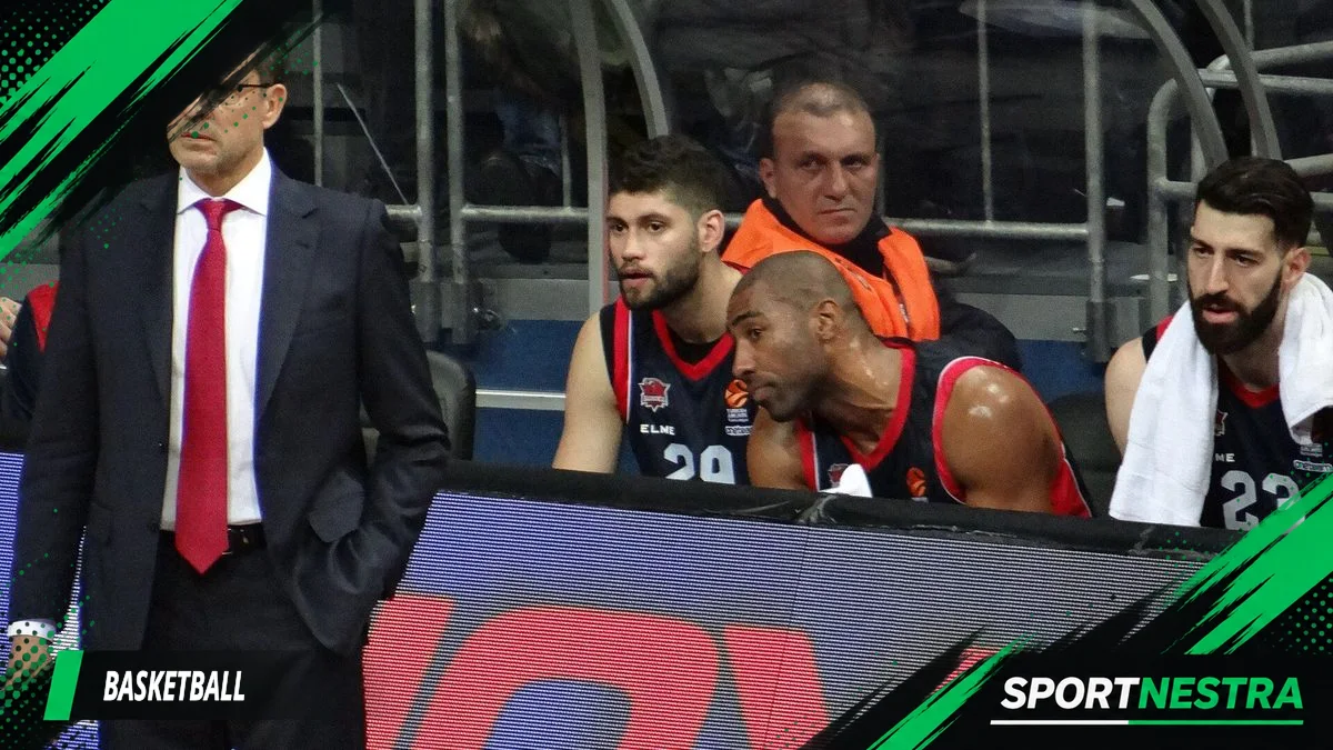 بيدرو مارتينيز يستبعد التعاقد مع لاعب بعد إصابة ديك