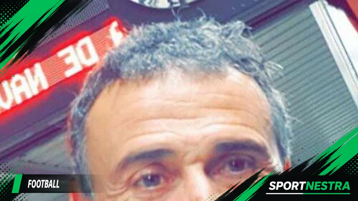 لويس إنريكي يدافع عن ألقاب مانشستر سيتي قبل مواجهة بي إس جي